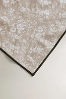 RESIN-COATED TABLECLOTH FLORAL PRINT