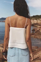TOP BRODÉ AVEC LACETS