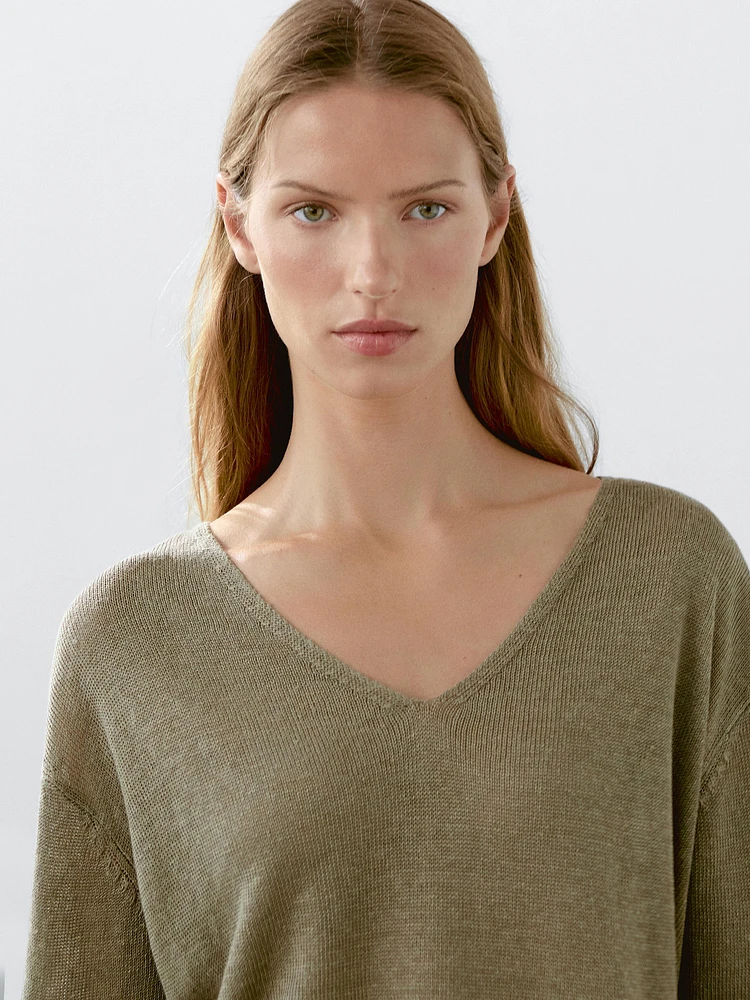 100% linen V-neck sweater