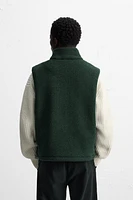 FLEECE VEST