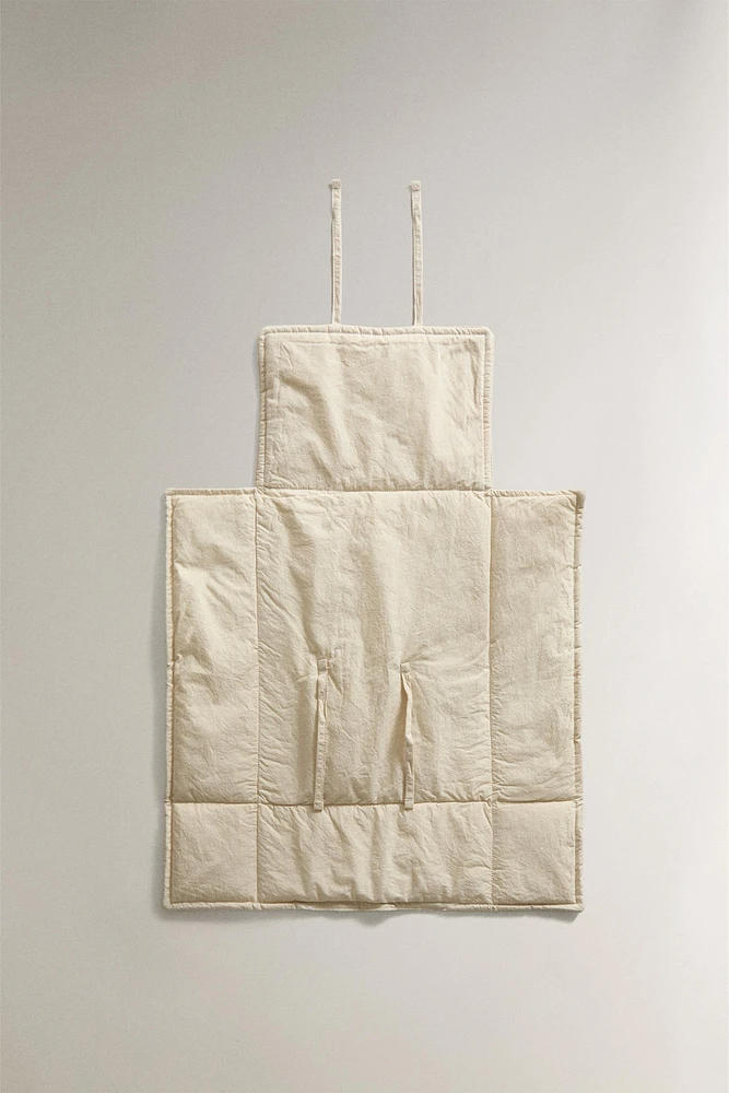 CHILDREN'S FLORAL CHANGING MAT