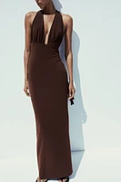 ROBE LONGUE DOS NU COL MONTANT