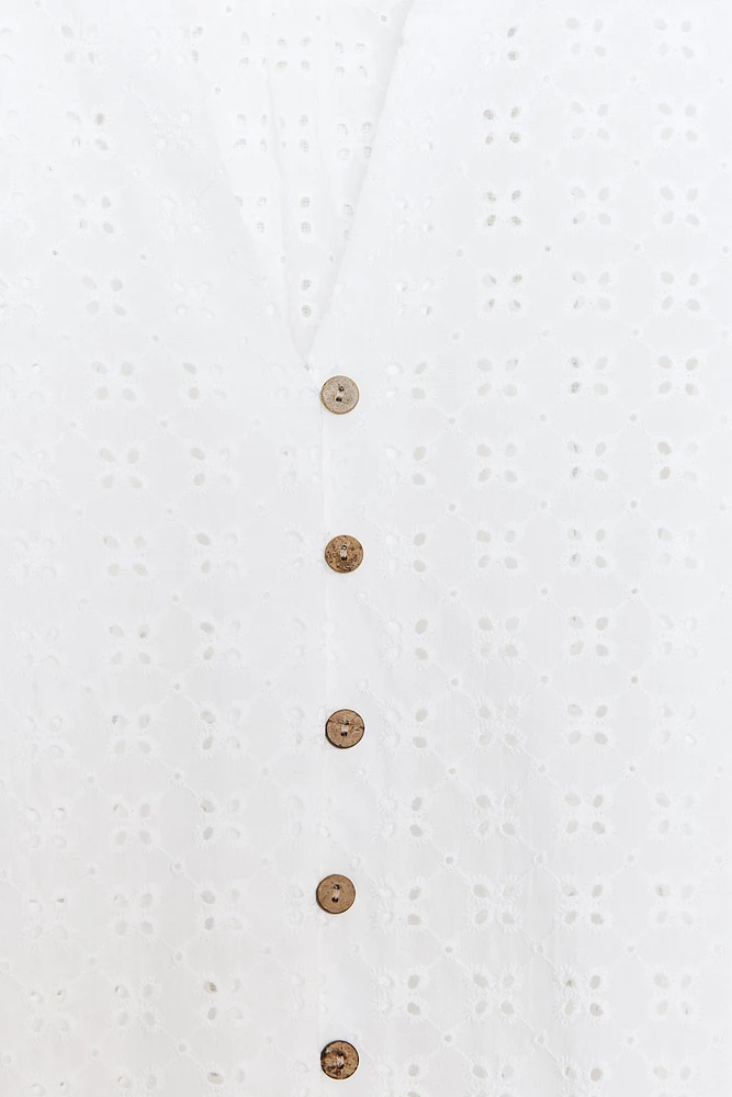 CHEMISE COURTE BRODERIES AJOURÉES