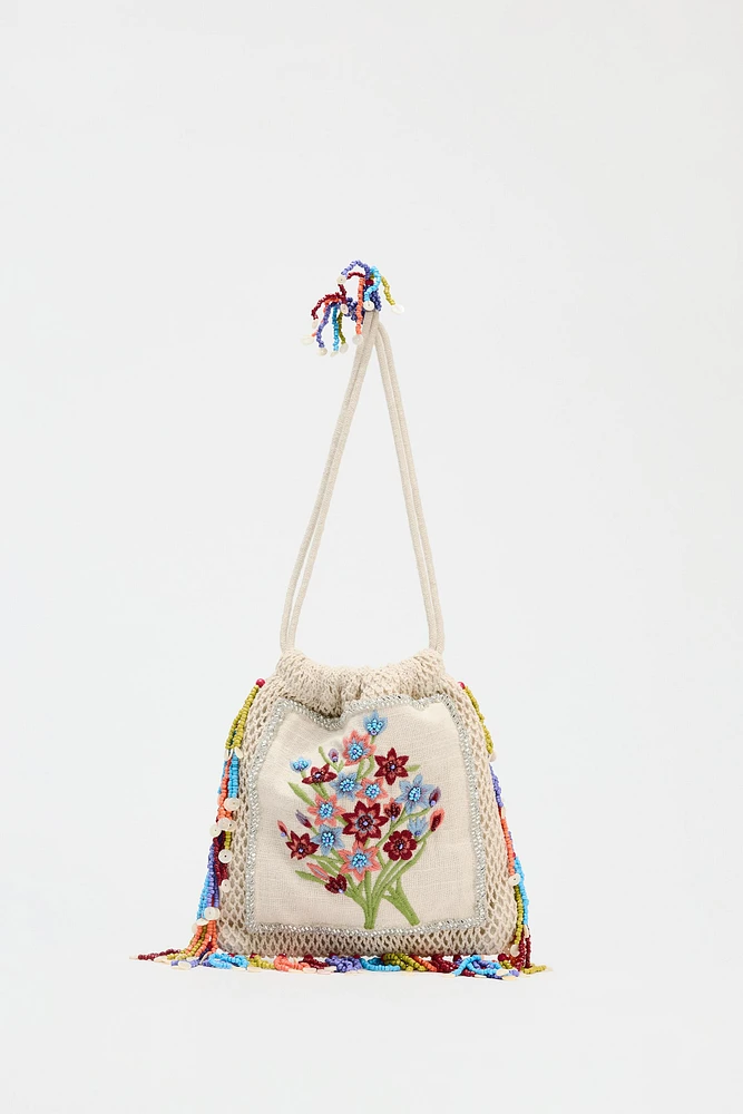 FLORAL EMBROIDERY BUCKET BAG
