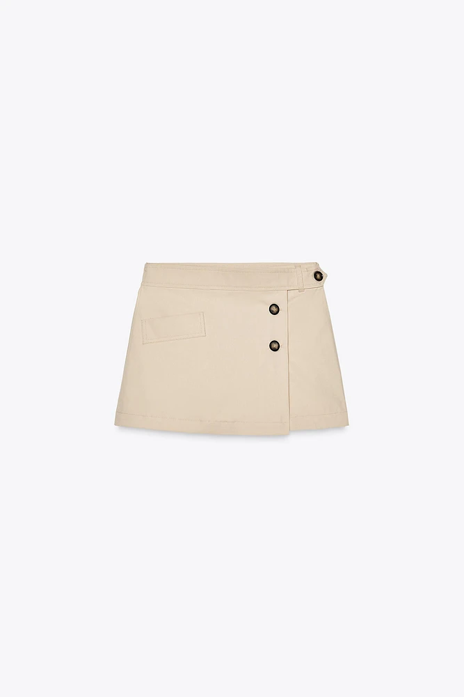 BUTTON SKORT