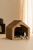 PET HOUSE