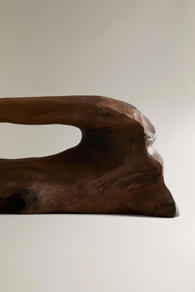 DECORATIVE WOODEN TRUNK