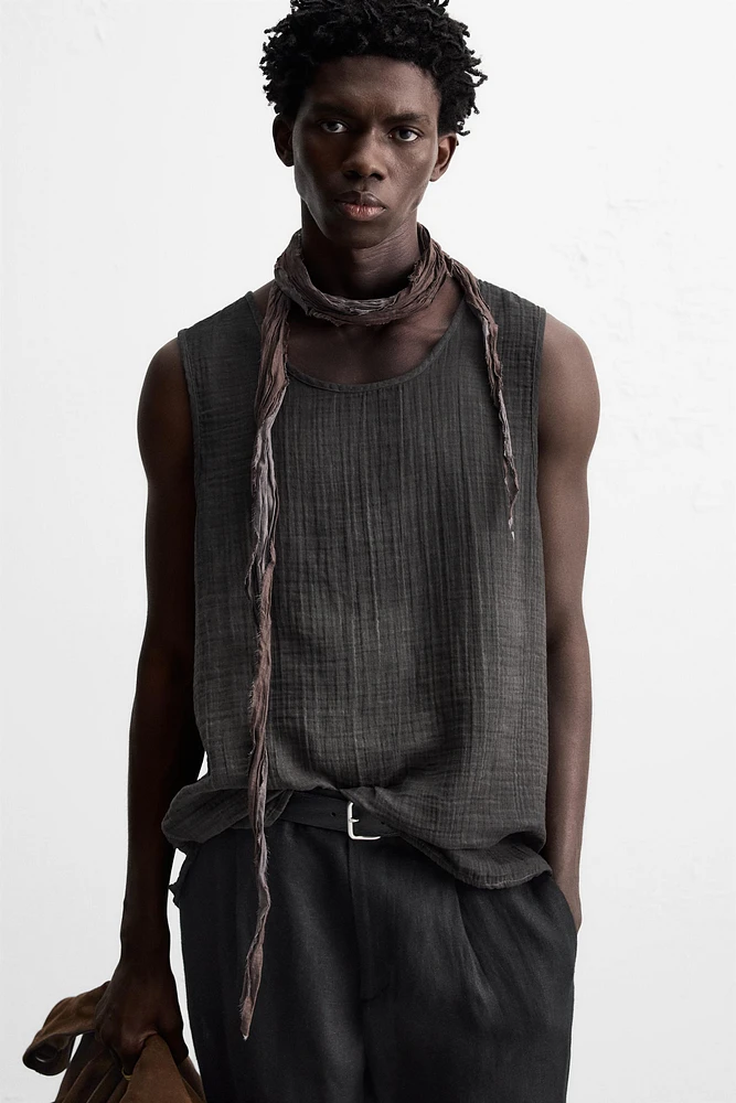 CRINKLED EFFECT TANK TOP