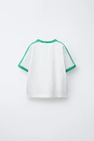 T-SHIRT À INSCRIPTION IMPRIMÉE EN RELIEF
