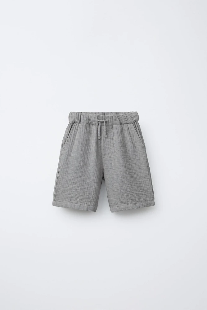 TEXTURED SHORTS