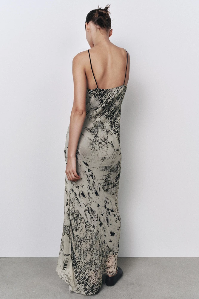 LONG PRINTED DRESS