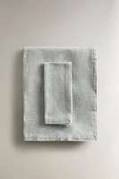 SCALLOPED TABLECLOTH