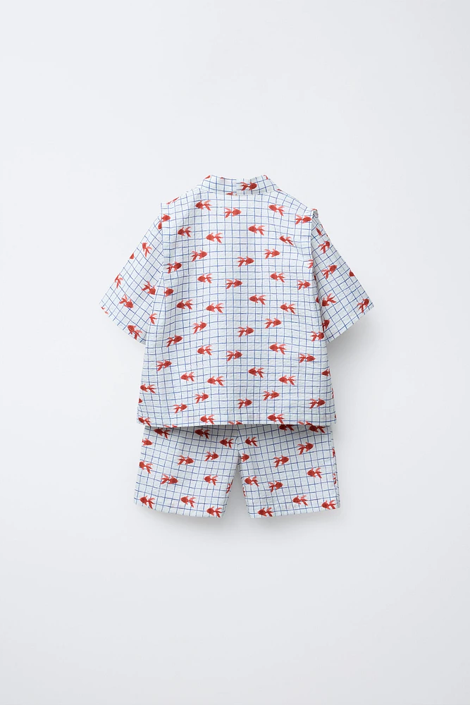 9-18 MOIS/ ENSEMBLE IMPRIMÉ GOLDEN FISH KIMONO ET BERMUDA