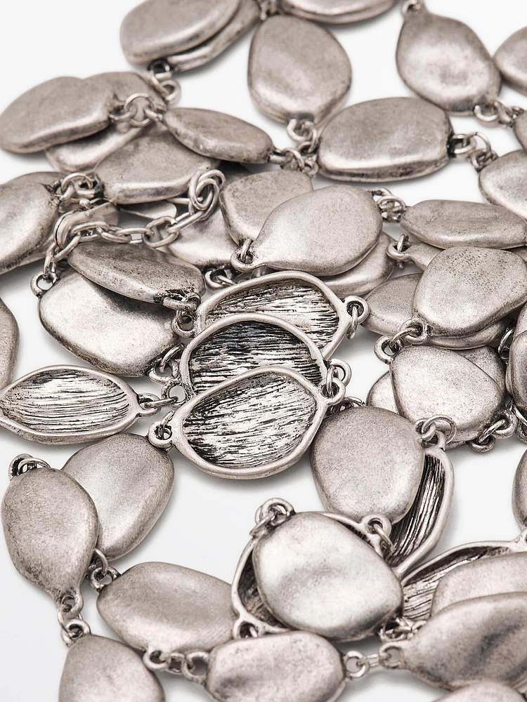 Cascade-effect necklace