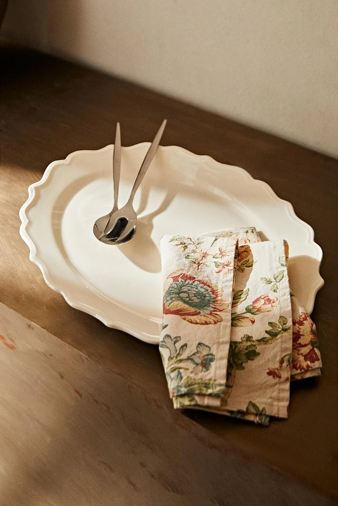 EARTHENWARE SERVING DISH WITH RAISED-DESIGN EDGE