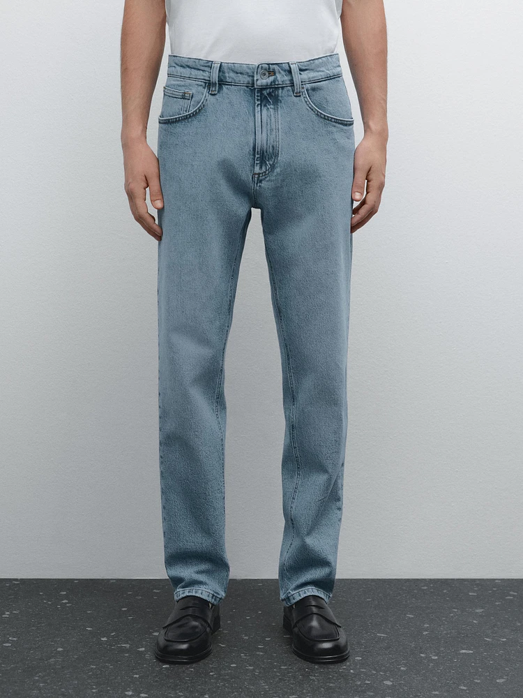 Tapered fit jeans