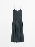 Long flounce dress with pintucks