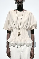 TOP EN MAILLE ET ORGANZA