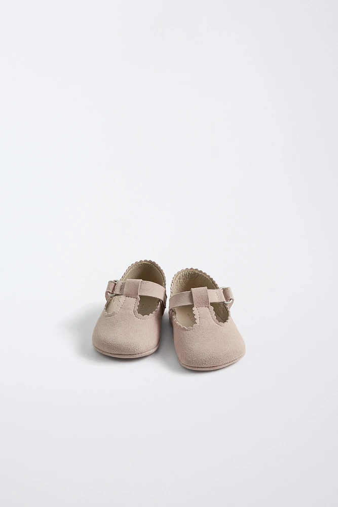 BALLERINES EN CUIR