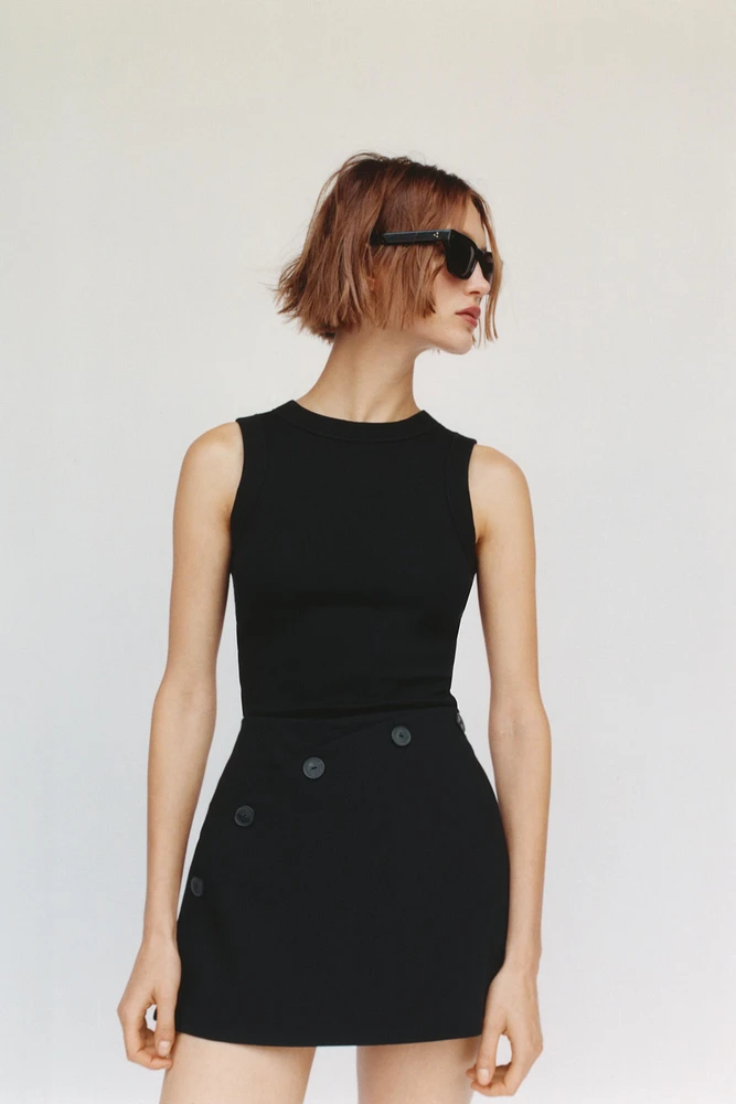 SPLIT SKIRT WITH BUTTONS
