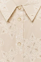 ROBE BRODERIES PERFORÉES ENDUITES