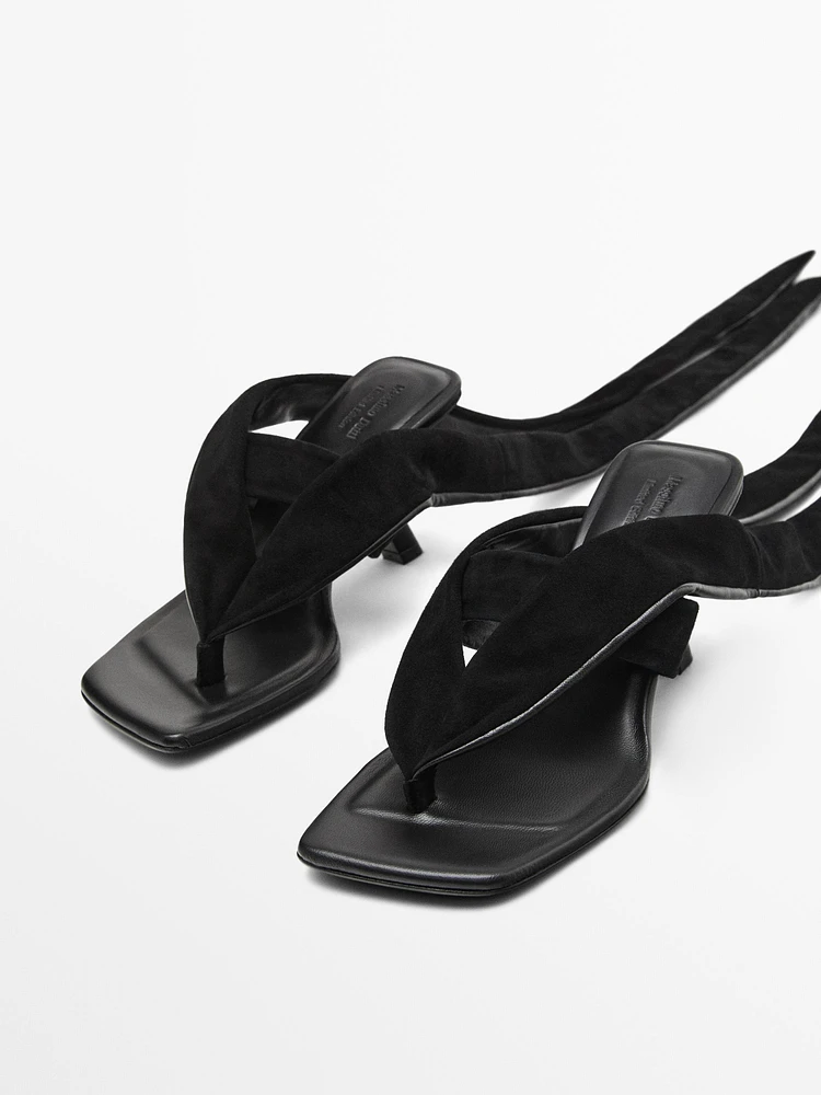 Sandales à talon nouées en daim - Limited Edition