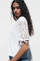 EMBROIDERED TIE T-SHIRT