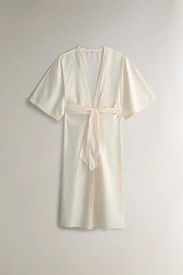 COTTON LACE ROBE WITH SEAMS