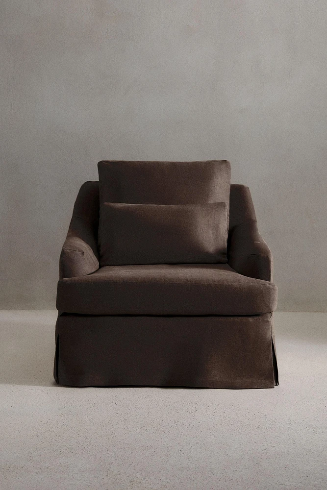 ARMCHAIR 01