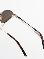 Metallic cateye sunglasses