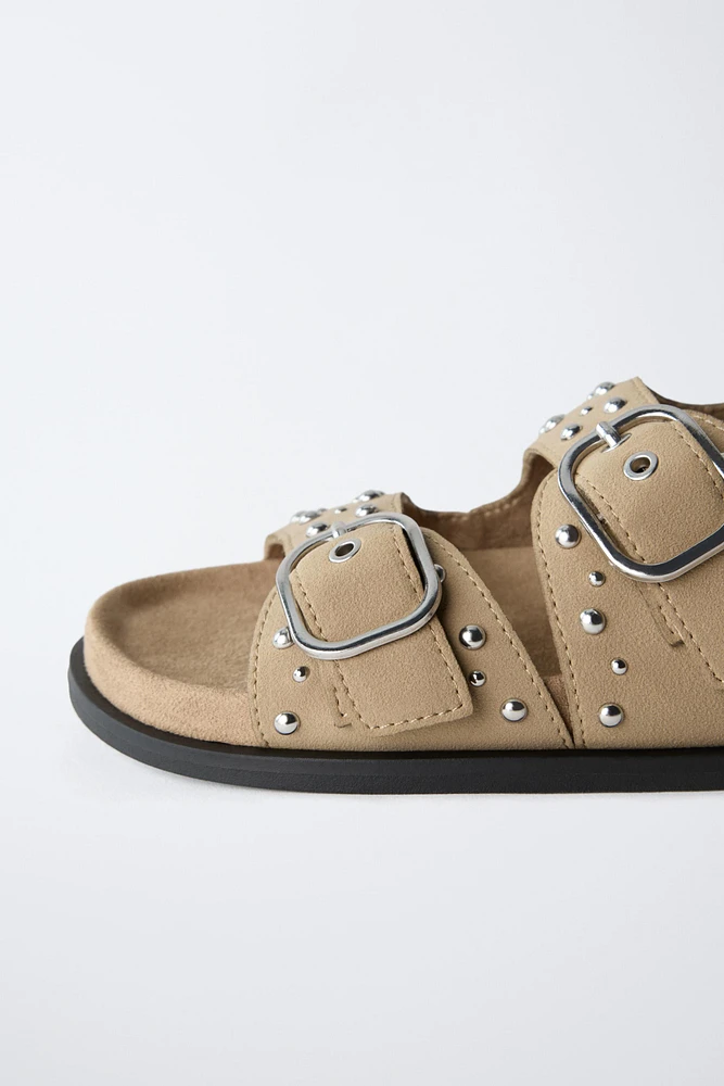 STUDDED BUCKLE SANDALS