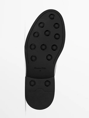 Oxford shoes