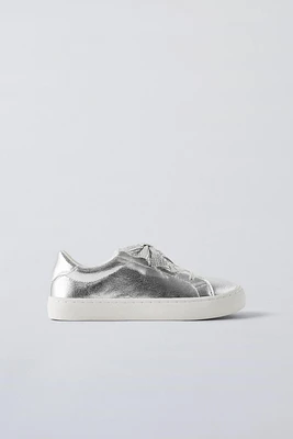 SPARKLY BOW SNEAKERS