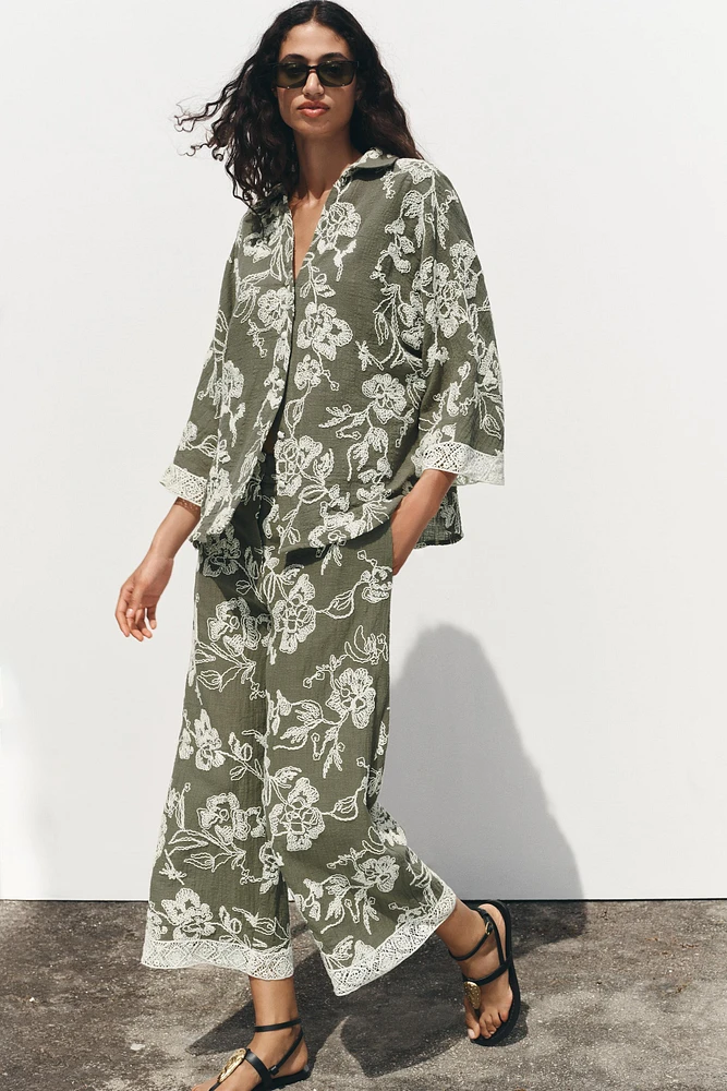 CHEMISE BRODÉE MANCHES GUIPURE