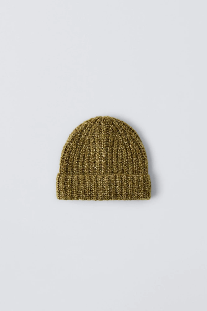 KNIT HAT