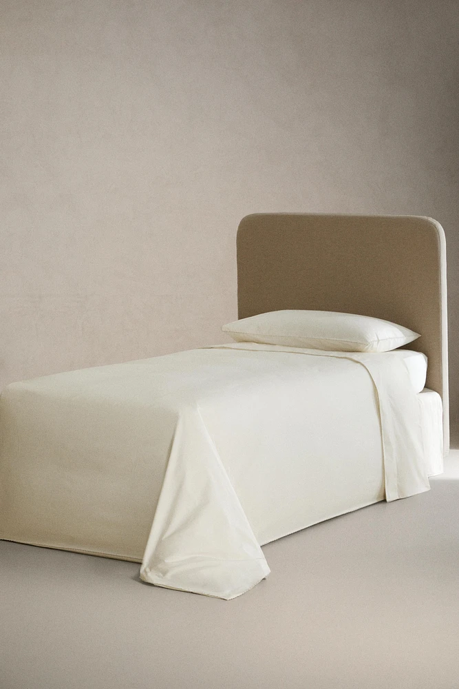 DRAP DE DESSUS BRODERIE PIQUÉE