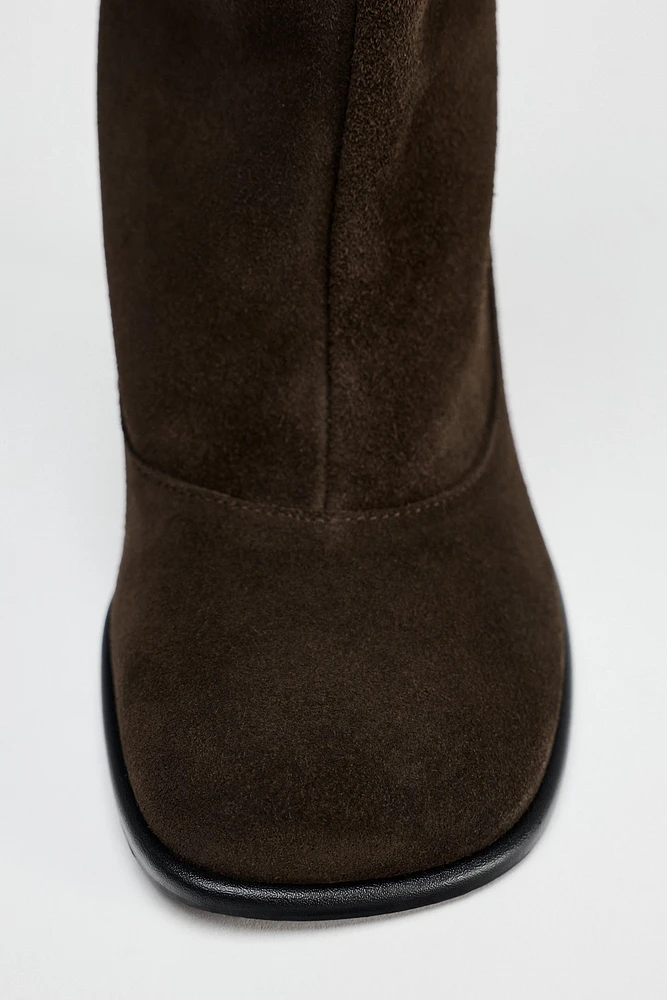 WIDE SHAFT SUEDE BOOTS