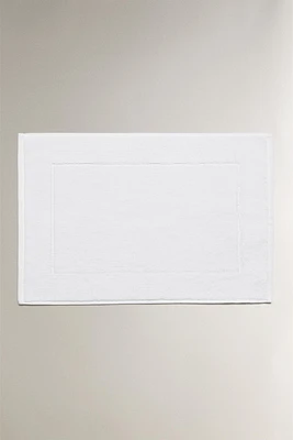 EXTRA-SOFT BATH MAT