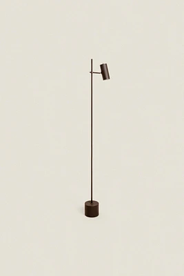 SPOTLIGHT FLOOR LAMP