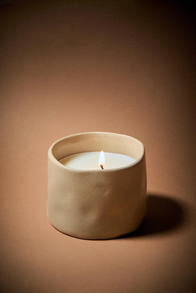 (150 G) BERGAMOT & SANDALWOOD SCENTED CANDLE