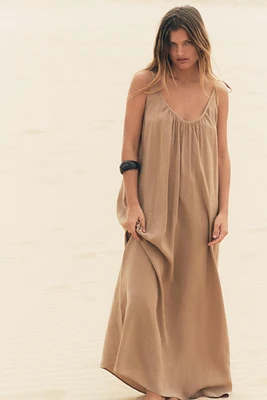 FLOWY MIDI DRESS