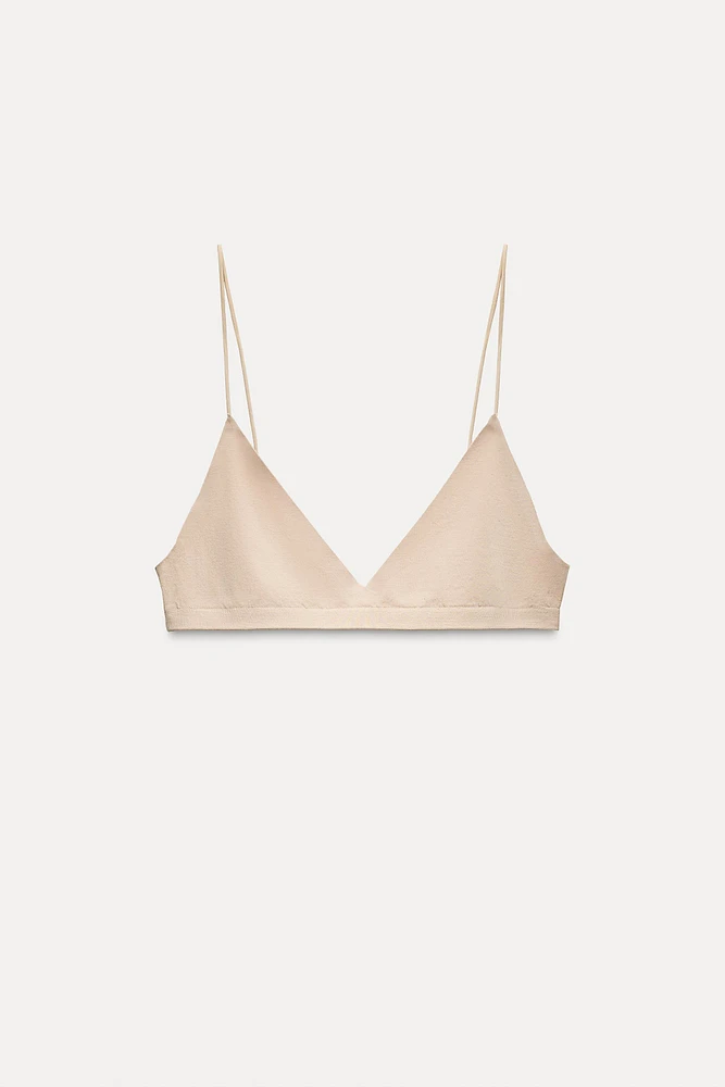 SEAMLESS STRAPPY BRA