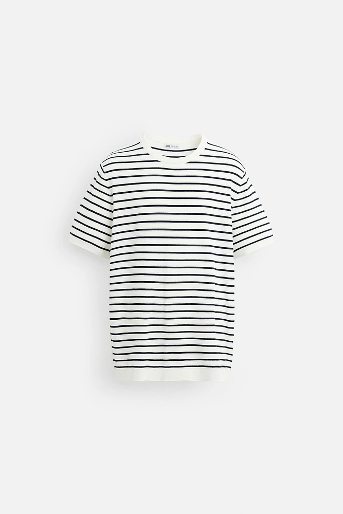 FLOWY KNIT T-SHIRT