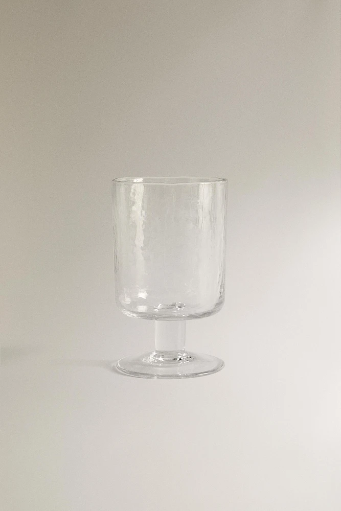 VERRE À PIED MARTELÉ