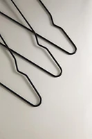 METAL HANGER (SET OF 3)