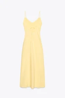 ROBE MIDI STYLE LINGERIE AVEC RAMIE