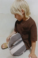 PANTALON EN MATIÈRES VARIÉES À RAYURES