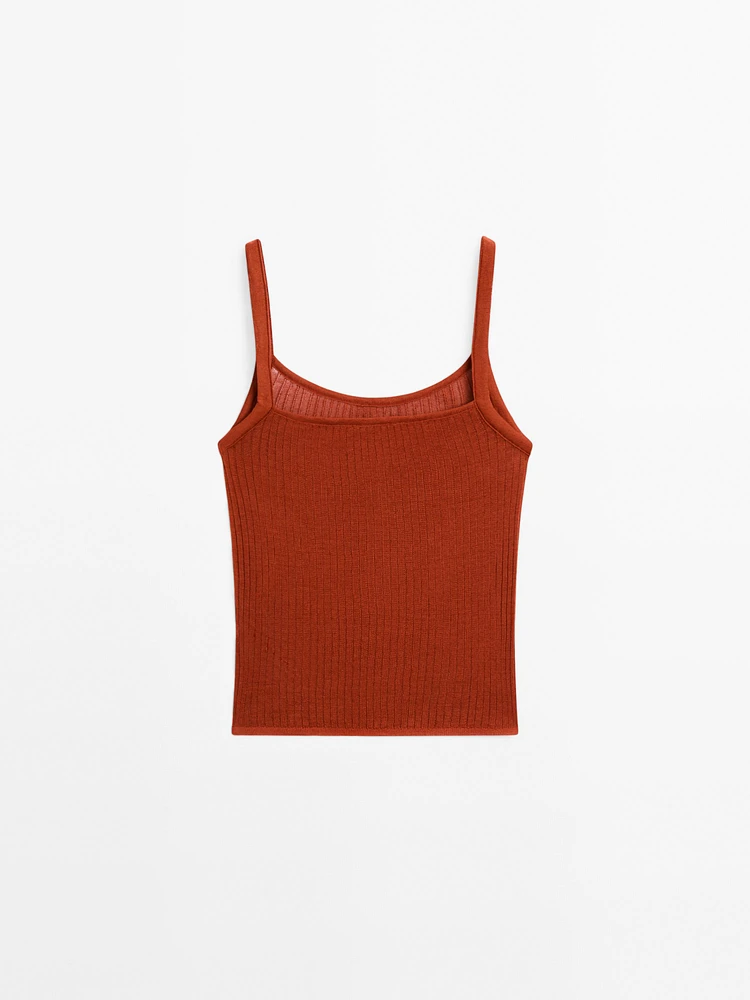 Ribbed crop top
