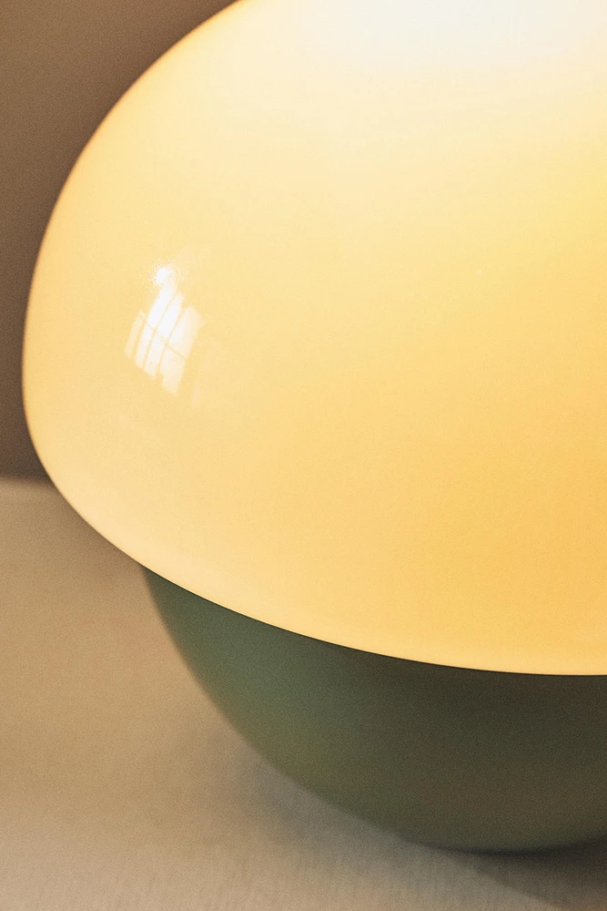 OVAL TABLE LAMP