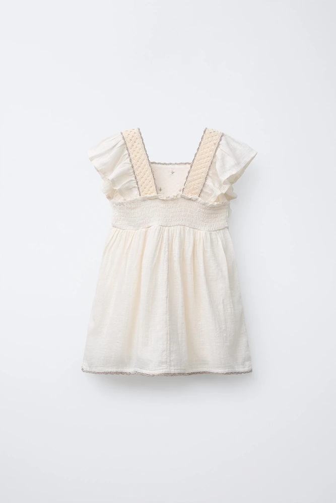 ROBE TEXTURÉE EN MAILLE CROCHET